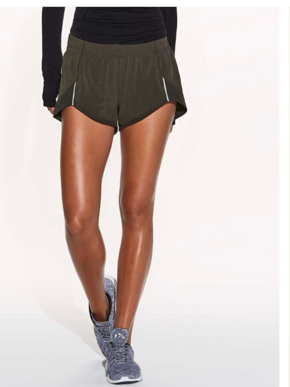 Lululemon Women's Athletic‎ Shorts Track Running Size 6 Forest Green